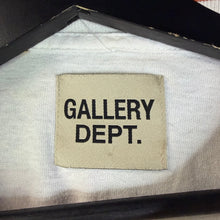 Load image into Gallery viewer, Galley Dept “DÉPT da la GALERIE” Tee Size Medium
