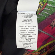 Load image into Gallery viewer, Versace Medusa Greca Border Tee Size Small