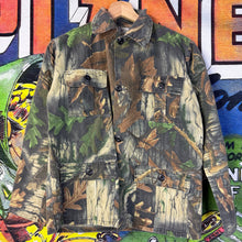 Load image into Gallery viewer, Vintage 90’s Camouflage Utility Jacket Size Youth Large