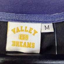 Load image into Gallery viewer, NWT Vale Forever Chopped Multicolor Tee Size Medium