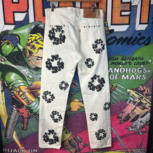 Load image into Gallery viewer, Denim Tears Levi’s Rhinestone Cotton Wreath Jeans Size 32”