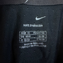 Load image into Gallery viewer, Y2K Nike Total 90 Manchester United Training Jersey Size XL