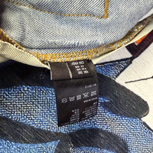 Load image into Gallery viewer, Amiri Light Blue Leopard Print Thrasher Jeans Size 30