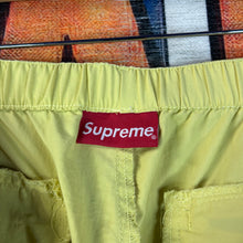 Load image into Gallery viewer, Supreme Utility Belted Cargo Pants Size Small