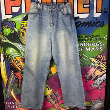 Load image into Gallery viewer, Basket Gallery LAX Baggy Denim Size 34