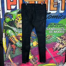 Load image into Gallery viewer, Purple P001 Black Ripped Jeans Size 34”