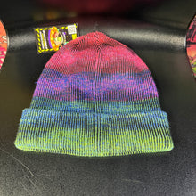 Load image into Gallery viewer, Nike ACG Peak Beanie