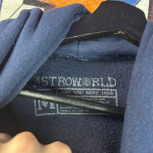 Load image into Gallery viewer, Travis Scott Astroworld Houston Hoodie Size Medium