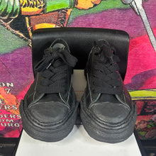 Load image into Gallery viewer, Mihara Yasuhiro Peterson 23 Black/Black Size 11/44
