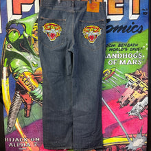 Load image into Gallery viewer, Y2K Ed Hardy Tiger Embroidered Relaxed Fit Jeans Size 40