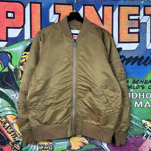 Load image into Gallery viewer, Supreme Reversible Flight Jacket Size Medium