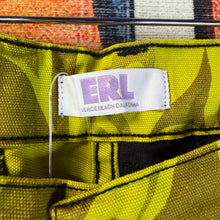 Load image into Gallery viewer, NWT ERL Colourblock Cargo Shorts Size Large