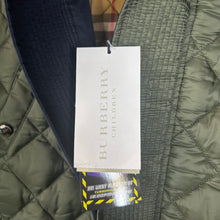 Load image into Gallery viewer, NWT Burberry Quilted Parka Size Youth Large