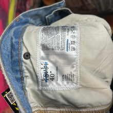 Load image into Gallery viewer, Ksubi Maxx Operator Jean Shorts Size 40”