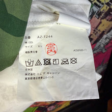 Load image into Gallery viewer, CDG Camouflage Bottom Heart Tee Size XL