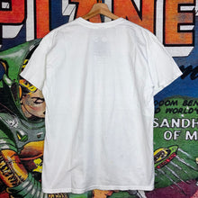 Load image into Gallery viewer, 2021 Dungeons &amp; Dragons Tee Size L
