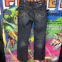 Load image into Gallery viewer, GV Gallery Raspberry Hills Cowboy Embroidered Denim Size 36
