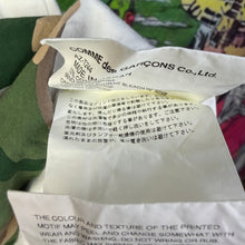 Load image into Gallery viewer, CDG Camouflage Bottom Heart Tee Size XL
