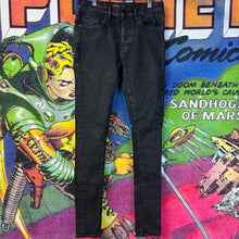 Load image into Gallery viewer, Purple Brand P001 Low Rise Black Skinny Jeans Size 28
