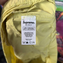Load image into Gallery viewer, Supreme Utility Belted Cargo Pants Size Small
