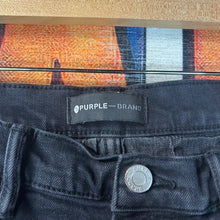 Load image into Gallery viewer, Purple Brand Ripped Skinny Jeans Black Size 33”
