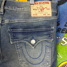 Load image into Gallery viewer, True Religion Ricky Single Needle Flap Straight Denim Size 34
