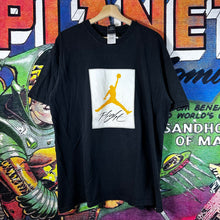 Load image into Gallery viewer, Y2K 00s Jordan Flight Big Logo Graphic Tee Yellow Size L
