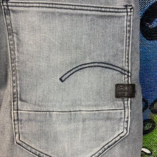 Load image into Gallery viewer, G-Star D-Staq 3D Slim Jeans Size 36"
