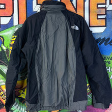 Load image into Gallery viewer, Y2K The North Face HyVent TNF Jacket Size Medium
