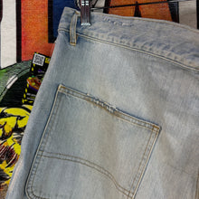 Load image into Gallery viewer, Warren Lotas Baggy Motto Jean Shorts Spring/Summer 25 Size 40
