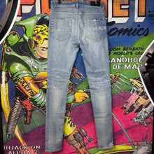 Load image into Gallery viewer, AMIRI Hibiscus Stencil Skinny Jeans Size 31”
