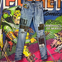 Load image into Gallery viewer, Amiri Grunge Artpatch Jeans Size 29”

