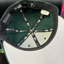 Load image into Gallery viewer, Supreme Undisputed Box Logo New Era Fitted Hat Size 7 1/8
