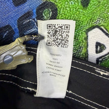 Load image into Gallery viewer, True Religion Jet Black Cargo Pants Size 30

