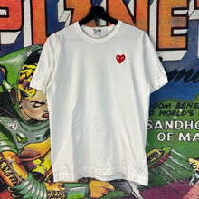 Load image into Gallery viewer, Comme des Garçons PLAY Heart Tee Size Large
