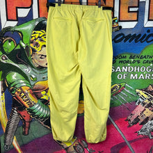 Load image into Gallery viewer, Supreme Utility Belted Cargo Pants Size Small
