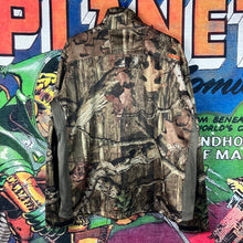 Load image into Gallery viewer, Game Winner Camo Track Jacket Size XL
