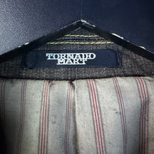 Load image into Gallery viewer, Tornado Mart Floral Shoulder Western Jacket Size Medium
