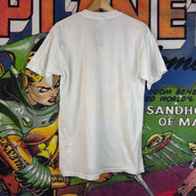 Load image into Gallery viewer, Y2K Looney Tunes Group Tee Size Medium
