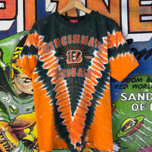 Load image into Gallery viewer, Y2K Cincinnati Bengal Tie Dye Tee Shirt Size Medium
