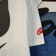 Load image into Gallery viewer, Vintage 2004 Harley Quinn DC Comic Graphitti Tee  Size Medium
