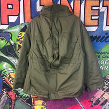 Load image into Gallery viewer, Balenciaga Oversized Hooded Swing Parka Size Medium / 36
