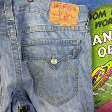 Load image into Gallery viewer, True Religion Embroidered Horseshoe Washed Denim Size 38
