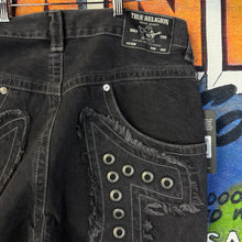 Load image into Gallery viewer, True Religion Vinny Studded Horseshoe Baggy Jeans Size 32
