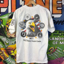 Load image into Gallery viewer, Y2K US Army Staff Sargent Patriotic Tee Shirt Size Large
