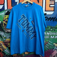 Load image into Gallery viewer, Vintage 90’s Tommy 🥾 Tee Size XL
