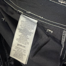 Load image into Gallery viewer, True Religion Jet Black Cargo Pants Size 30
