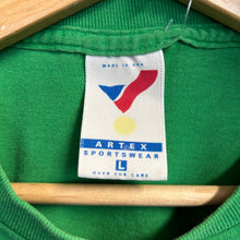 Load image into Gallery viewer, Vintage 90’s Irish Taz Tee Size Large
