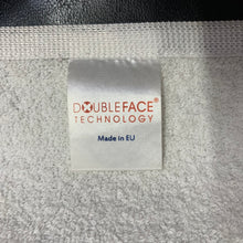 Load image into Gallery viewer, Travis Scott Astroworld Festival 2019 Towel
