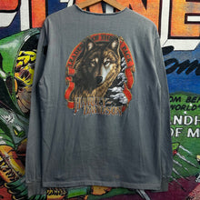 Load image into Gallery viewer, Vintage 90’s Harley 3D Wolf Distressed Longsleeve Tee Size Large/XL
